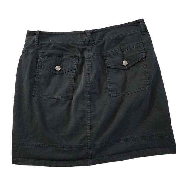 Bamboo Traders black skort - Picture 2 of 5